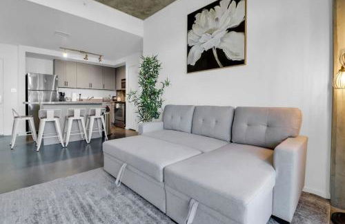 Centric 2BR In HEART of DTPHX Free Garage Parking - Foto 25