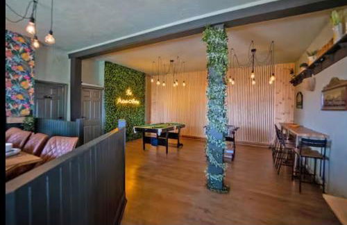 Private Pub-Group Stays Brecon Beacons Alderfalls - Photo 18