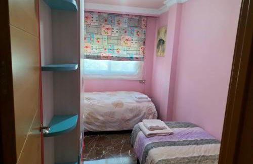 Piso turístico en Granada. Zona Palacio Deportes - Foto 11