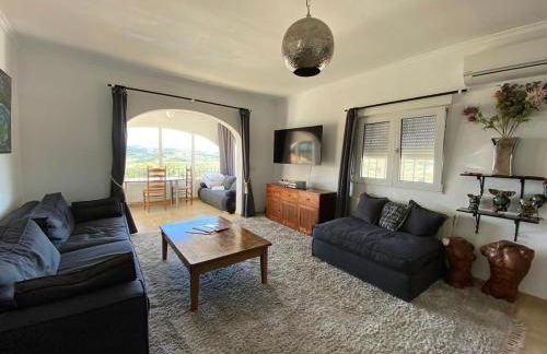 Large villa, great view with private swimming pool - Foto 16