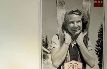 APT lumineux 8 à 13 pers, au pied des pistes - Photo 2