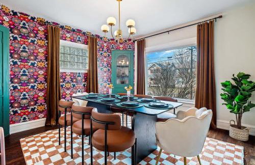 Hot Tub Ping Pong Sleeps 9 Retro Fun - Foto 17