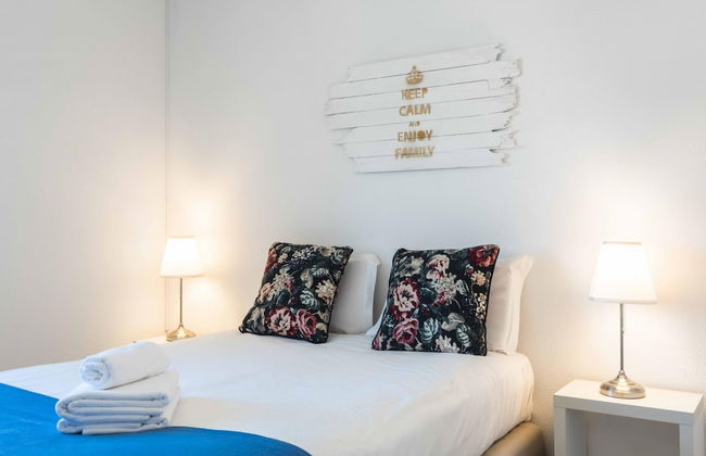 Sesimbra Stylish Villa by Homing - Photo 21