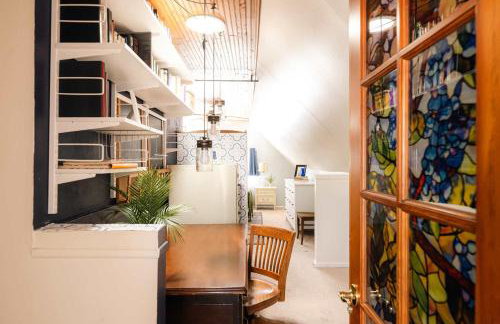 Charming Highlands Cottage - Walk to Shops & Eats - Foto 2