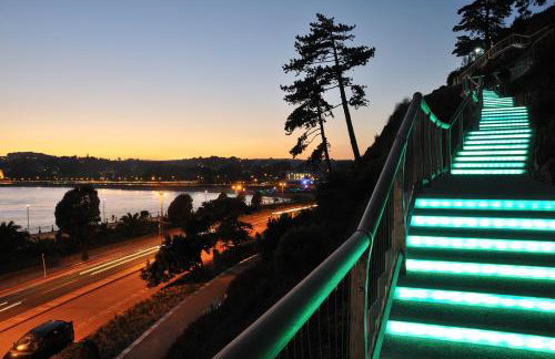 2B Redcliffe - NEW Spacious 2 Bed Family Apartment - Foto 34