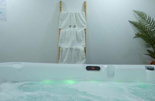 Deluxe Villa Home, Peace & Spa - Foto 6