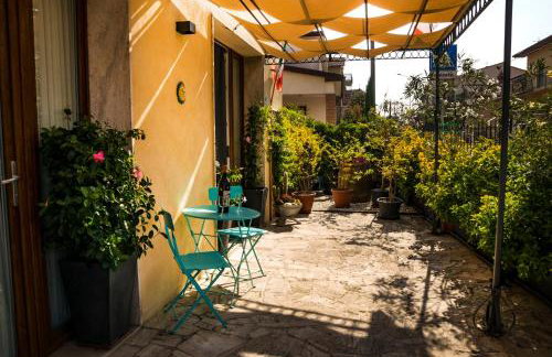 Stylish Apartment near Siena I Private Parking & Air Con & WiFi - Photo 23