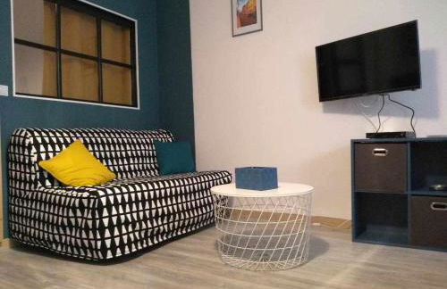 Joli petit logement en centre ville de Brioude - Foto 6