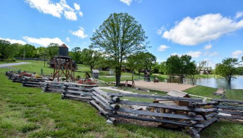 Chalets Resort LAKEFRONT Cottage Free Amenities Amazing views Kayaks 2 Pools - Foto 2