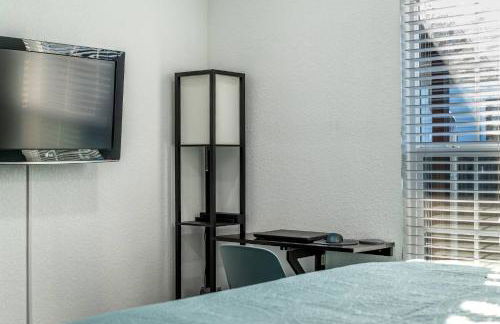 Winston's Hideaway. A few blocks walk to downtown. - Foto 27