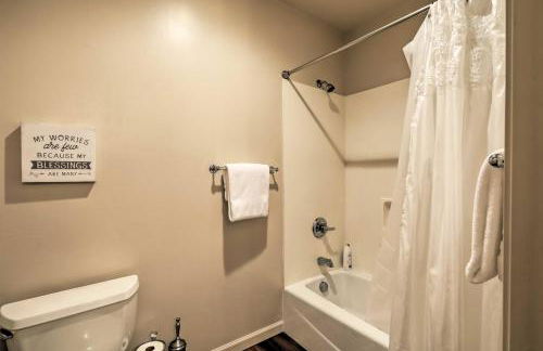 Spacious Flagstaff Home with Fire Pit and Game Room! - Foto 28