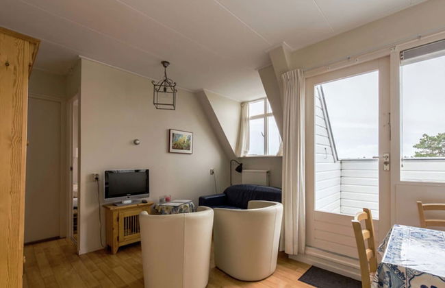 Family Apartment on Large Estate in Bergen aan Zee near Dunes & Beach - Photo 19