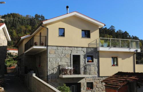 Vila de Campos - Gerês - Foto 13