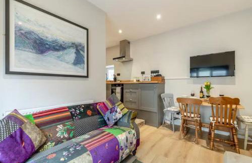 Cottage in the Heart of the Peak District - Photo 4