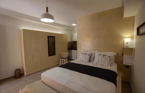 KyMa Studios and Suites - Photo 48