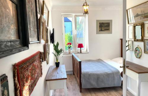 CHATA OTWARTYCH OKIENNIC Pokoje Gościnne - Foto 37