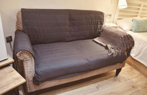 Estudio con encanto en el casco antiguo de Valencia - Photo 13