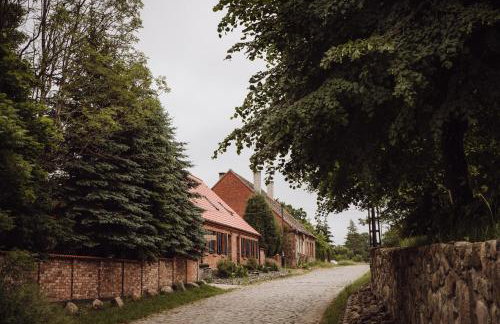 Osada pod Lipą - Foto 1