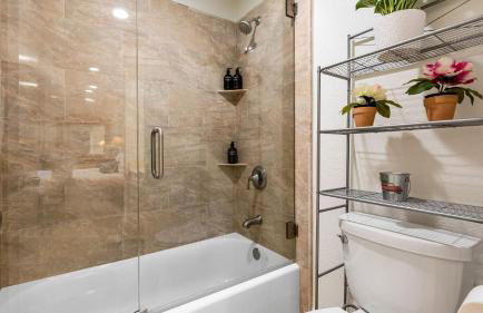 Walk to Beach Pool Hot Tub Private Patio Parking Seabreeze Retreat - Foto 21