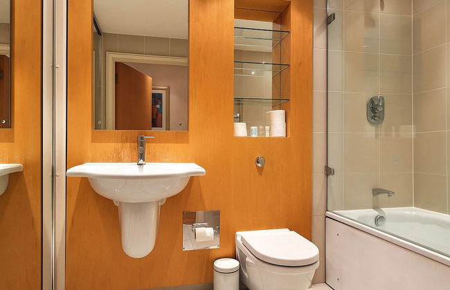 Still Life Tower Hill Executive - Foto 46