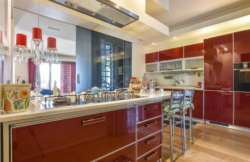 Beautiful Home In San Giovanni La Punta - Foto 6