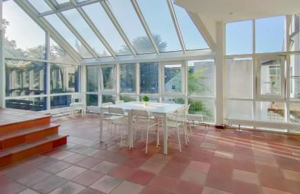 Tolstov Apartments - City Apartments with 2 , 3 and 6 Rooms - 15 Min to Messe DUS and Old Town DUS - Foto 15