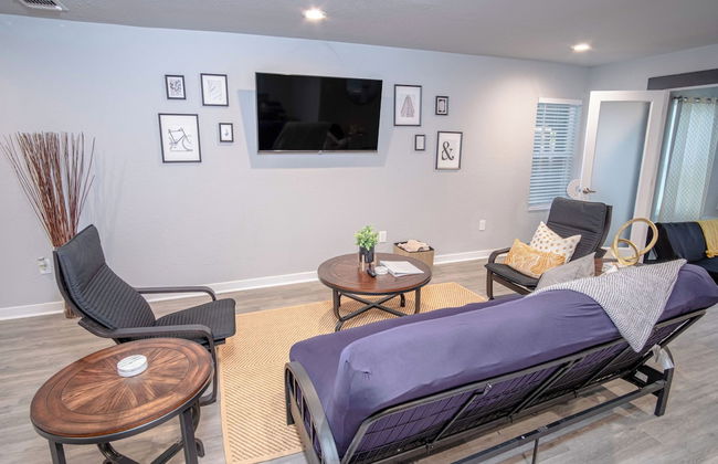 Stylish 4 Br/2ba Renovated Home Near Downtown - Foto 14