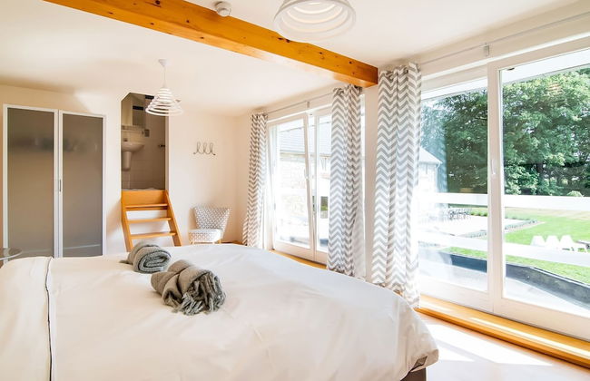 Luxurious Villa With Pool and Sauna, and Very Suitable for Culinary Workshops - Photo 5