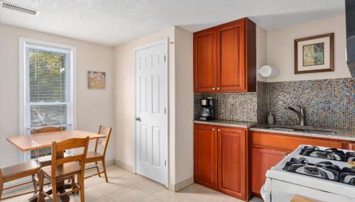 2BR Apartment with Private Office Near Downtown - Tulip - Foto 4