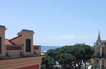 Idyllische Dachwohnung am Hafen von Porto Maurizio - Foto 1