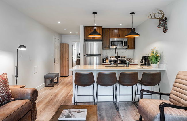 Etta Place 7 by Avantstay Ski In/ Ski Out Unit w/ Striking Views! - Foto 3