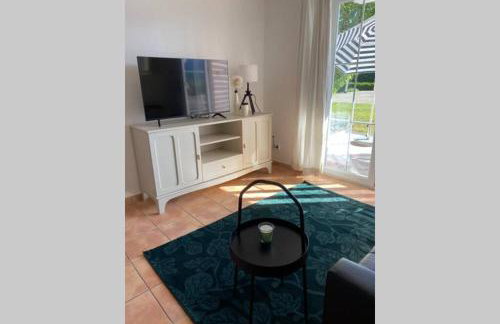 Das Schneckenhaus - Ferienwohnung mit Pool & Seeblick - Foto 7