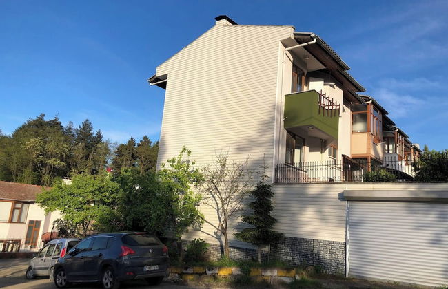 Peaceful Villa With Perfect View in the City Center - Foto 1