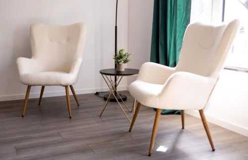 Design Apartment zentral für 6 in Andernach: Ausblick, WiFi, Küche - Foto 15