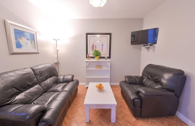 10mindrivecliffsofmoher-cozy2br-parking-wifi - Photo 9