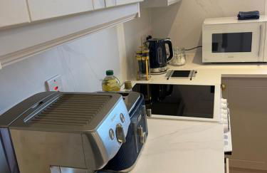 Luxury 2 Bed Apartment - Foto 8