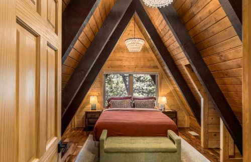 Timber A-Frame, Large Deck, Hot Tub, Fireplace - Foto 34