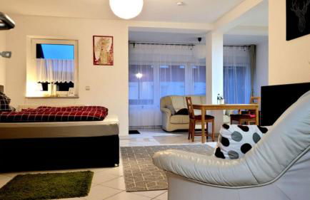 Wohlfühl-Ferienwohnung mit Tiefgarage im Grünen - Photo 19