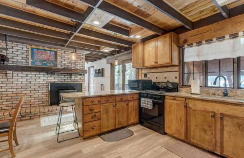 Moose Tracks Cabin - Hot Tub BBQ Billiards Groups - Foto 20