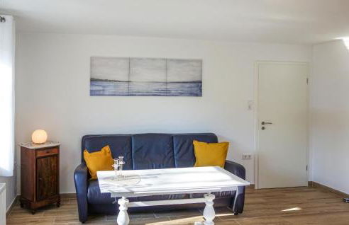 2 Bedroom Amazing Apartment In Loxstedt - Foto 2