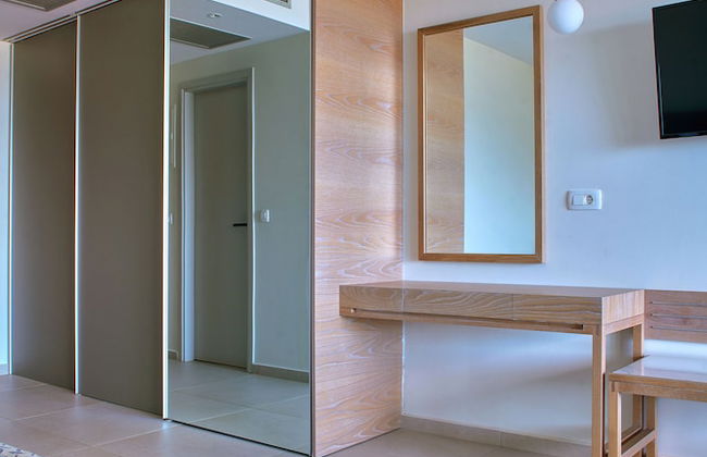 Silver Beach Hotel - Foto 9