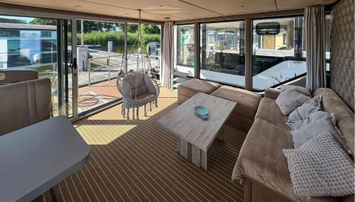 Gorgeous Ship In Havelsee Ot Kützkow - Foto 3