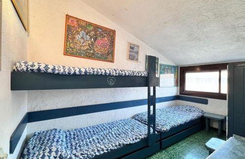 la farfalla blu sul mare - Foto 7