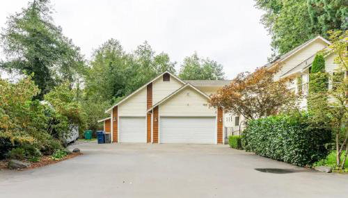 Private Waterfront Retreat near downtown Auburn - Photo 1