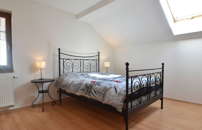 Villa by Lake & Slopes - Photo 3