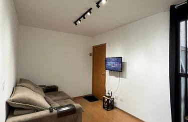 Apt Moderno e Confortavel 7 min do Centro em 7L - Photo 1