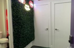 The 513 Flat! 1BR, 1Bath Apt with Pool and Riverfront View! Free Gated Parking! Only Steps from The banks & Stadiums! - Foto 14