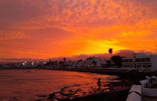 El Mar de Peyo , primera línea de playa - Foto 25