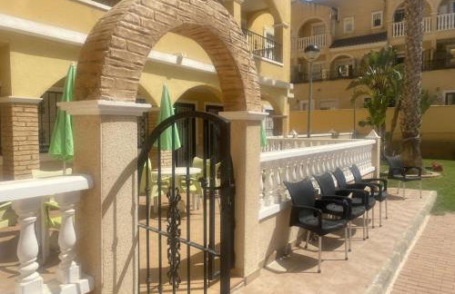 Top Floor spacious apartment with roof terrace - Foto 28