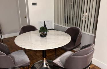 Warm and Welcoming - Photo 14